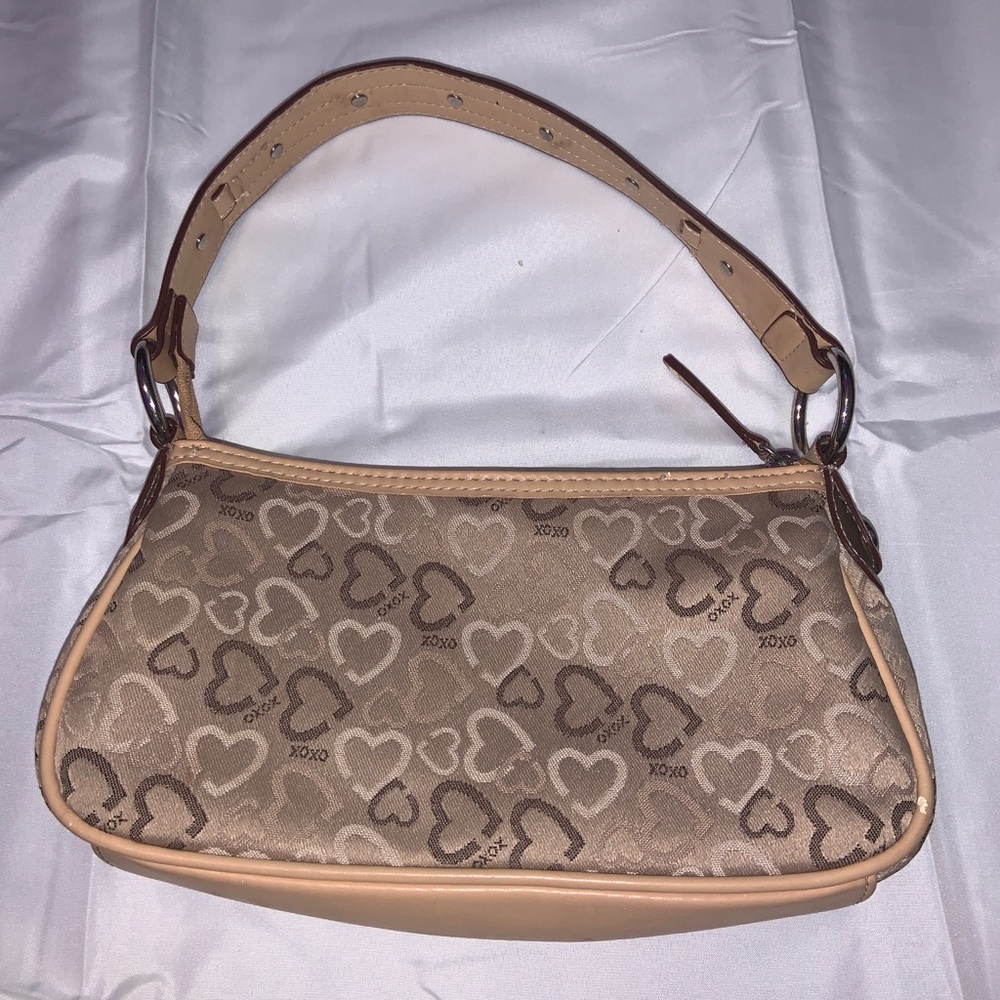 xoxo heart shoulder bag